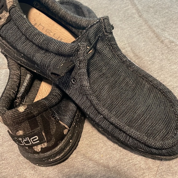 Hey Dude - Picture 3 of 4